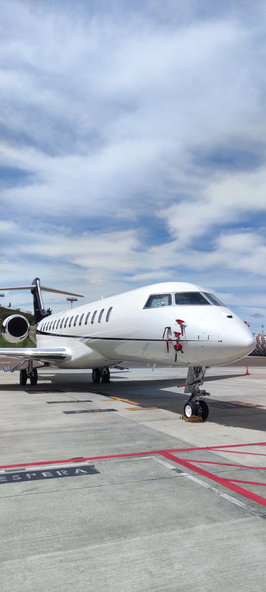 FelipeMontoyaB's tweet photo. What a plane!! Bombardier Global 7500. 9H-IBI. #SKRG https://t.co/CLretr9QRj