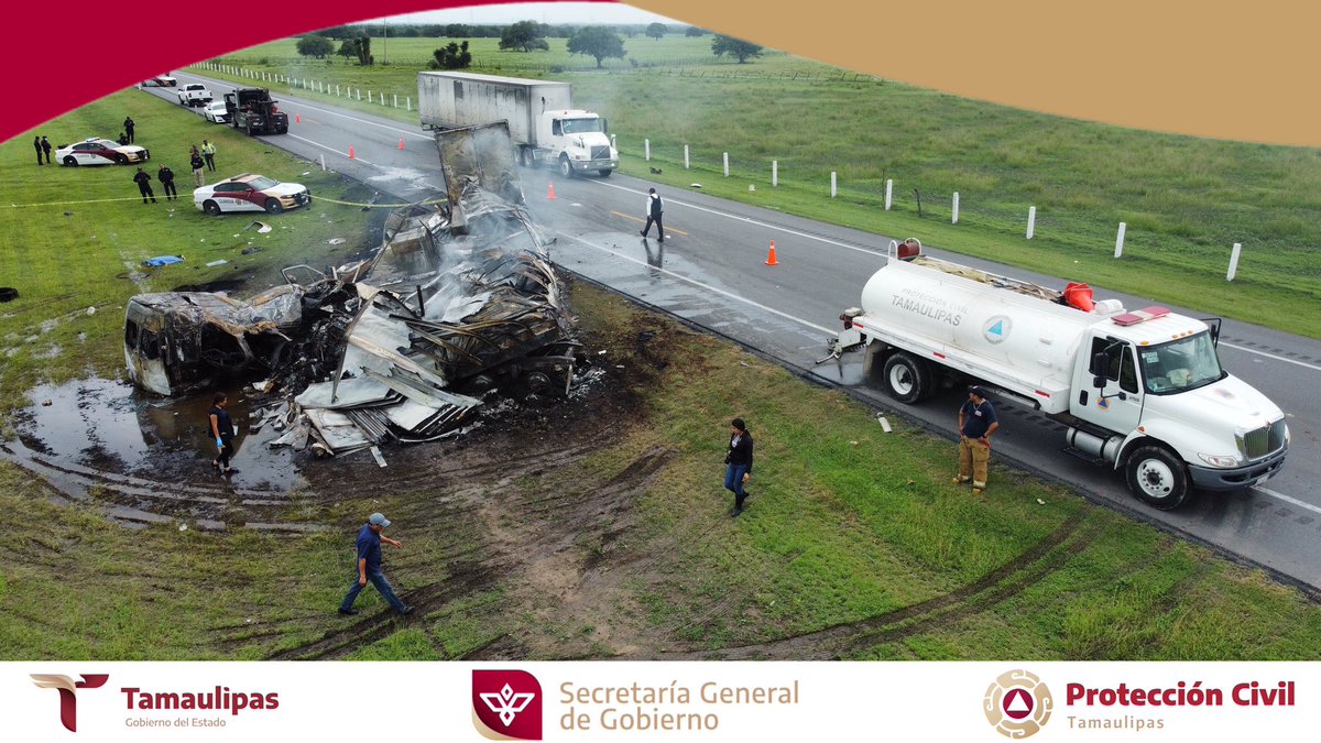 🚒👩‍🚒Esta mañana el personal operativo de la Coordinación Estatal de Protección Civil Tamaulipas atendió en la carretera #Victoria- #Zaragoza km 80 un choque entre un vehículo de carga y una camioneta para transporte de personas.