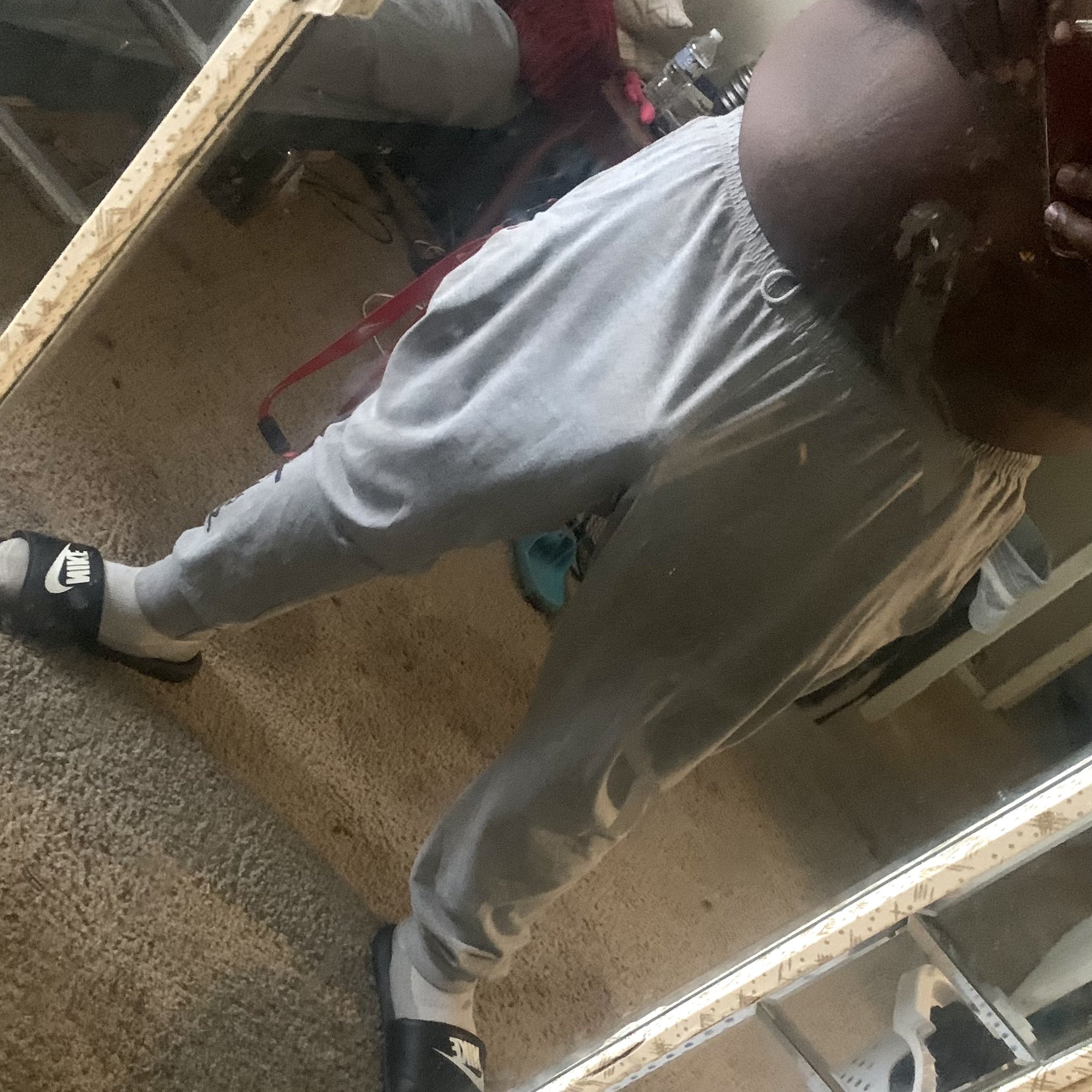 Who like B.O.Ns https://t.co/P9c8XFOVcD