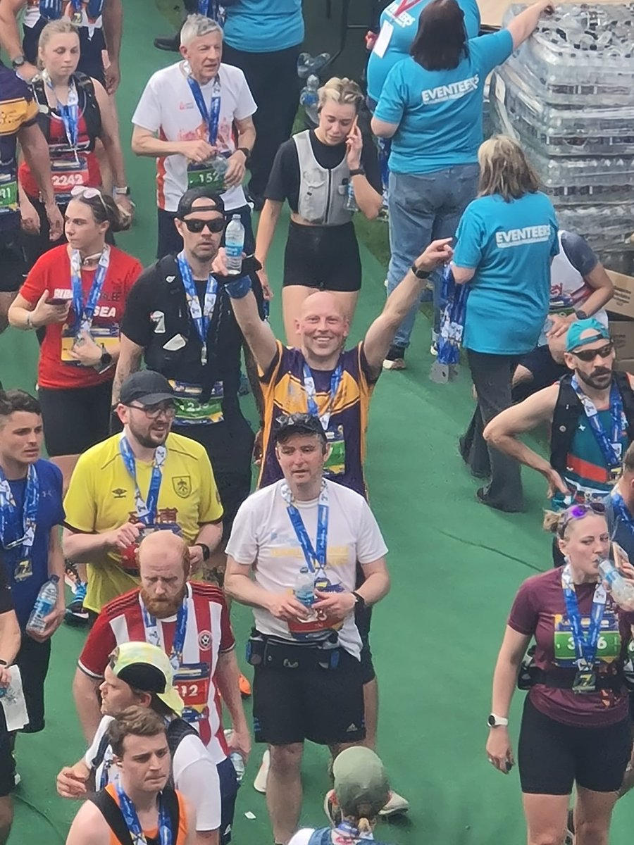 Beacon_Rangers's tweet photo. A huge well done to our very own Eric Ambler who today completed the Rob Burrow Leeds Marathon, raising funds for MDNA Association…. 

What an achievement for such a great cause..

There is still time to donate via the link below 👇🏻

https://t.co/YpTIZ7Fzz7 https://t.co/Cv7FAiw6U5