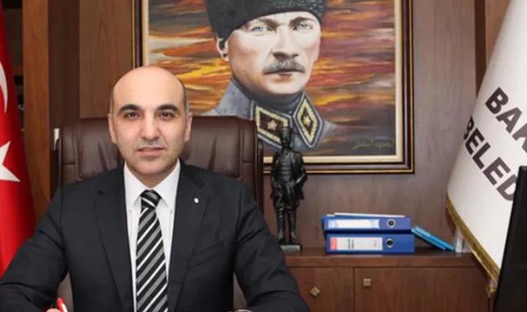 cumhuriyetgzt1's tweet photo. CHP'li Kerimoğlu açıkladı: Bakırköy'de AKP taktiği!

'İmzalı tutanakların ancak henüz yüzde 8'i sisteme girdi'
https://t.co/UTq0iLjctZ https://t.co/HfI8KrFR19