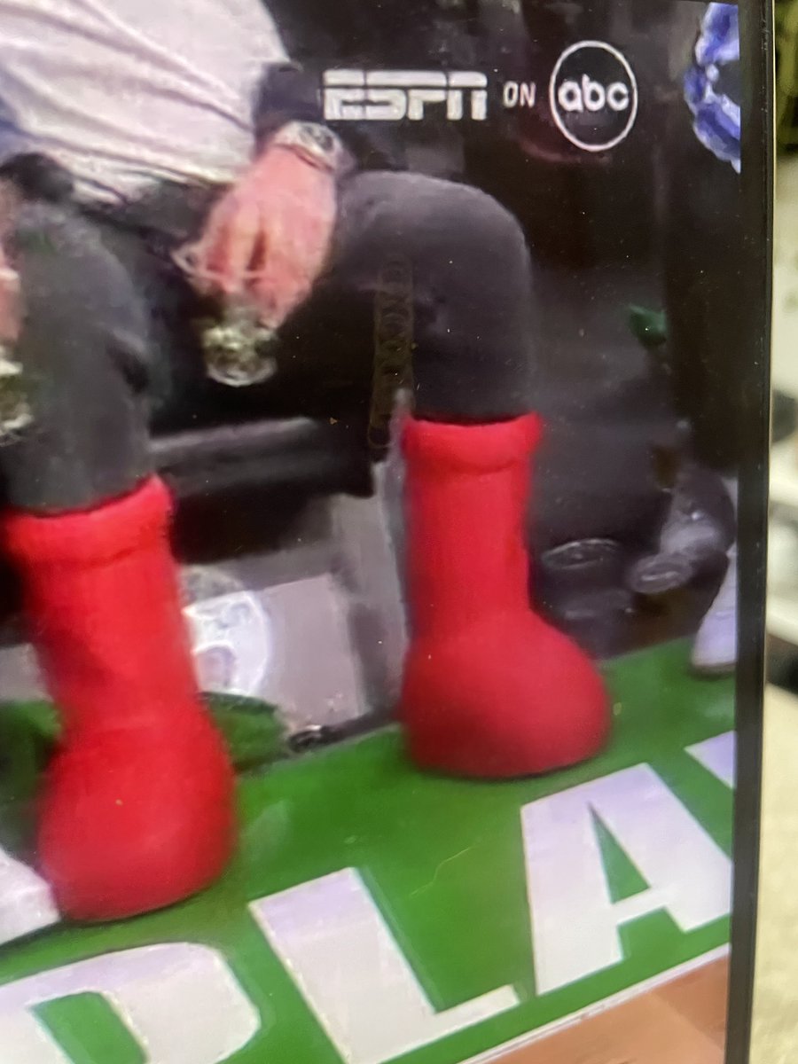 vacuum owner tweet media