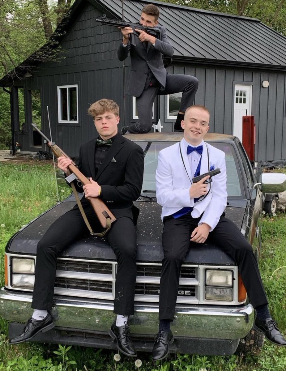 If it isn’t the 3 muskaqueers😭 <a href="/BlazersBarstool/">Eastside Blazers Barstool</a>