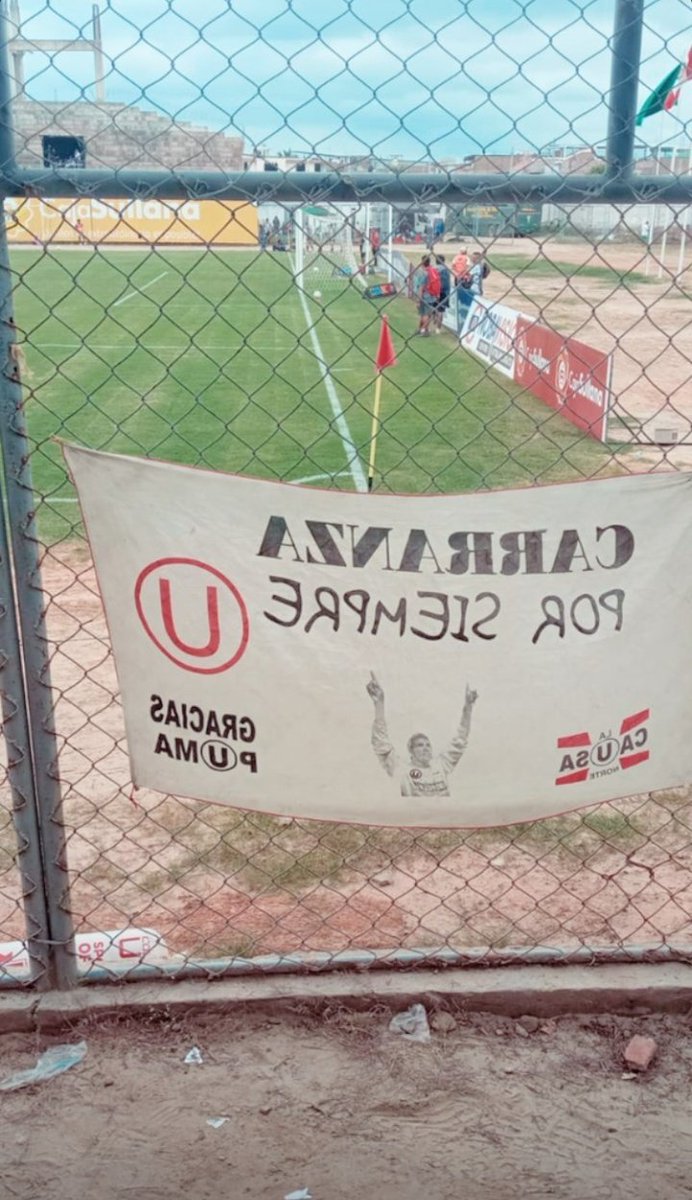 Con la "U" hasta el final.