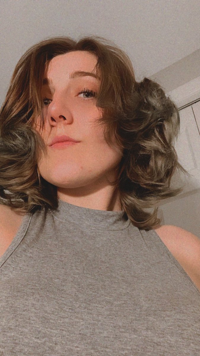 your pokemon are weak 💅

but pls battle me more cause you got a cute face 👉👈😠