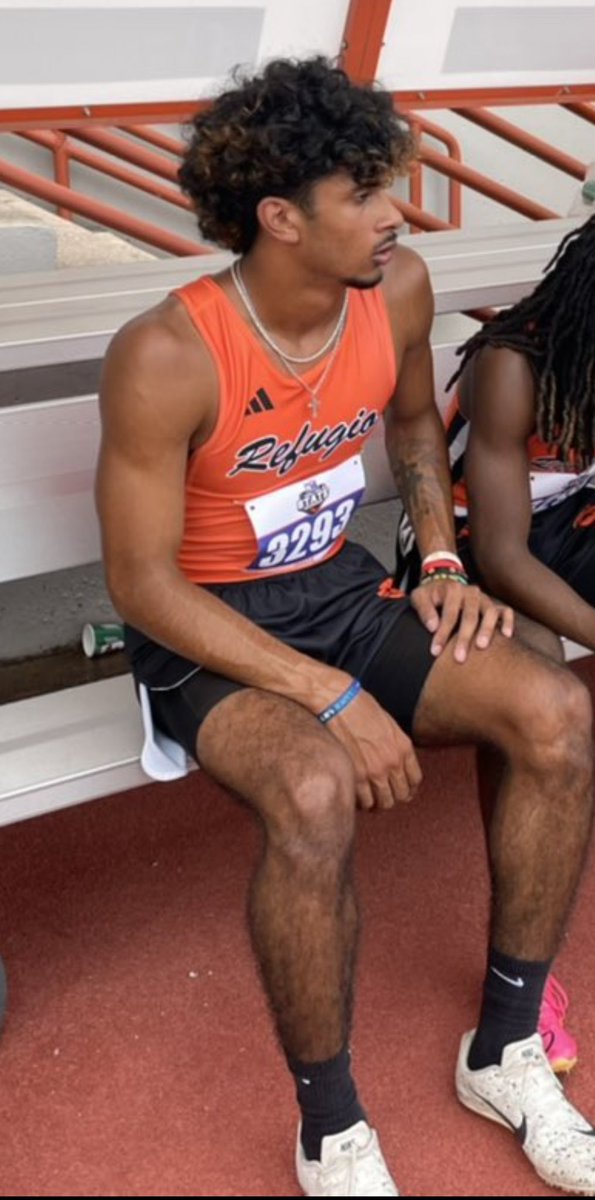 🚨College Coaches🚨

2024 WR/DB <a href="/isaiah_avery10/">isaiah avery</a> ran like a stallion in Austin at the State Track Meet, running the 3rd leg on our Back2Back State Champion 4x100M Relay &amp; the 3rd leg on our State Champion 4x400M Relay (:49 split). Versatile playmaker looking for a home in college!