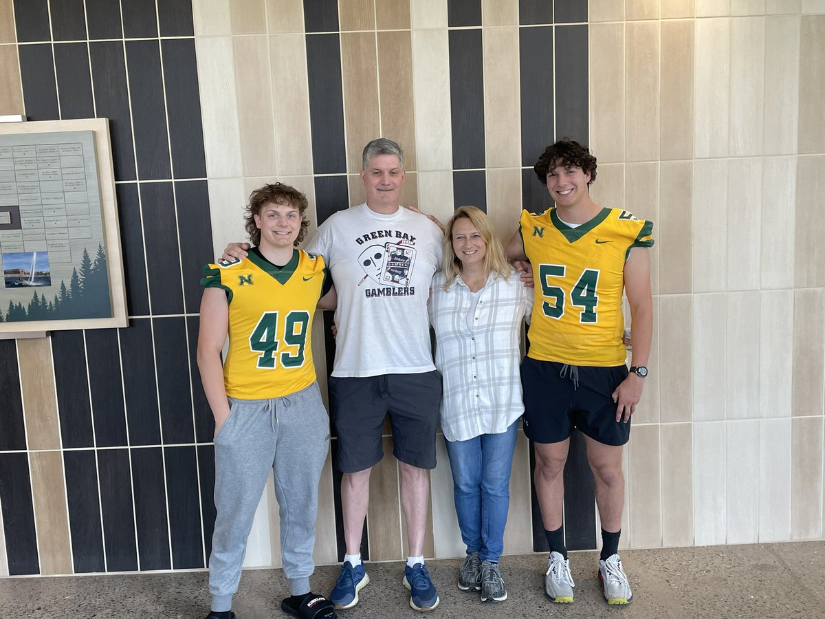 MitchellBanasz1's tweet photo. Thank you @NMU_Football and @CoachDuFrane for inviting us up!

@IThawksfootball @TeamNixRecruit https://t.co/CZmx0HaxpY