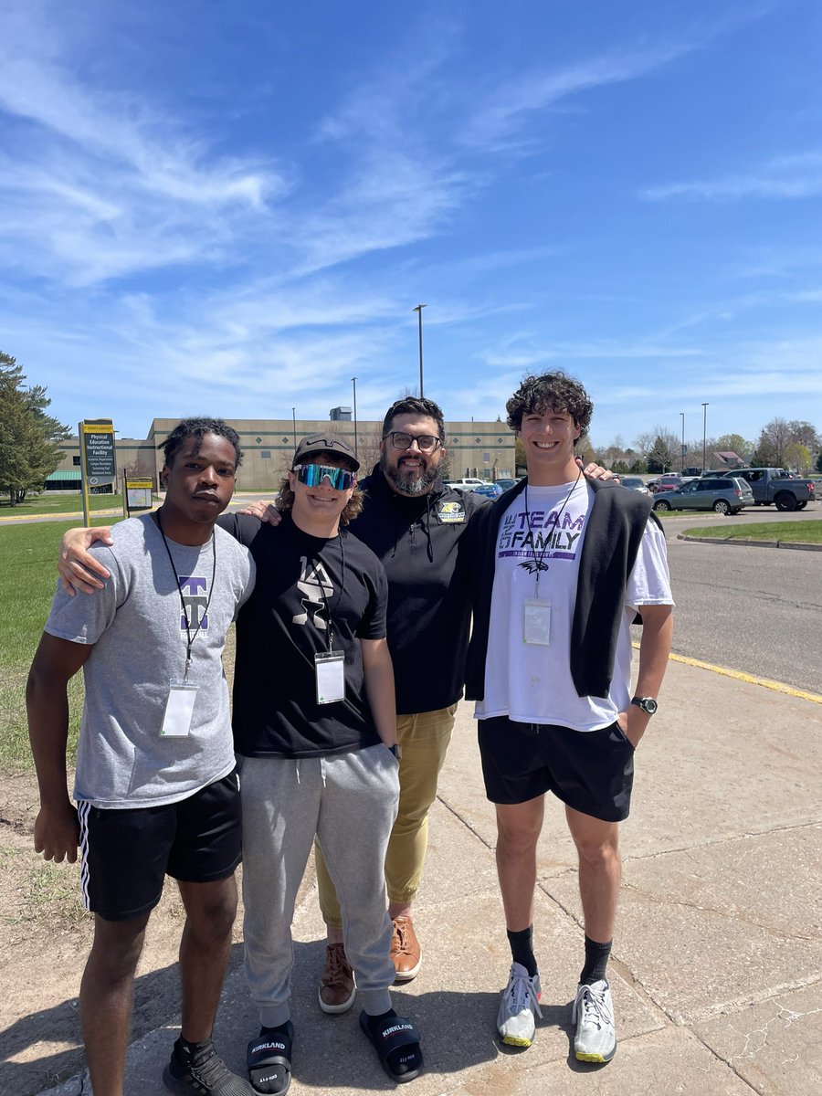 MitchellBanasz1's tweet photo. Thank you @NMU_Football and @CoachDuFrane for inviting us up!

@IThawksfootball @TeamNixRecruit https://t.co/CZmx0HaxpY