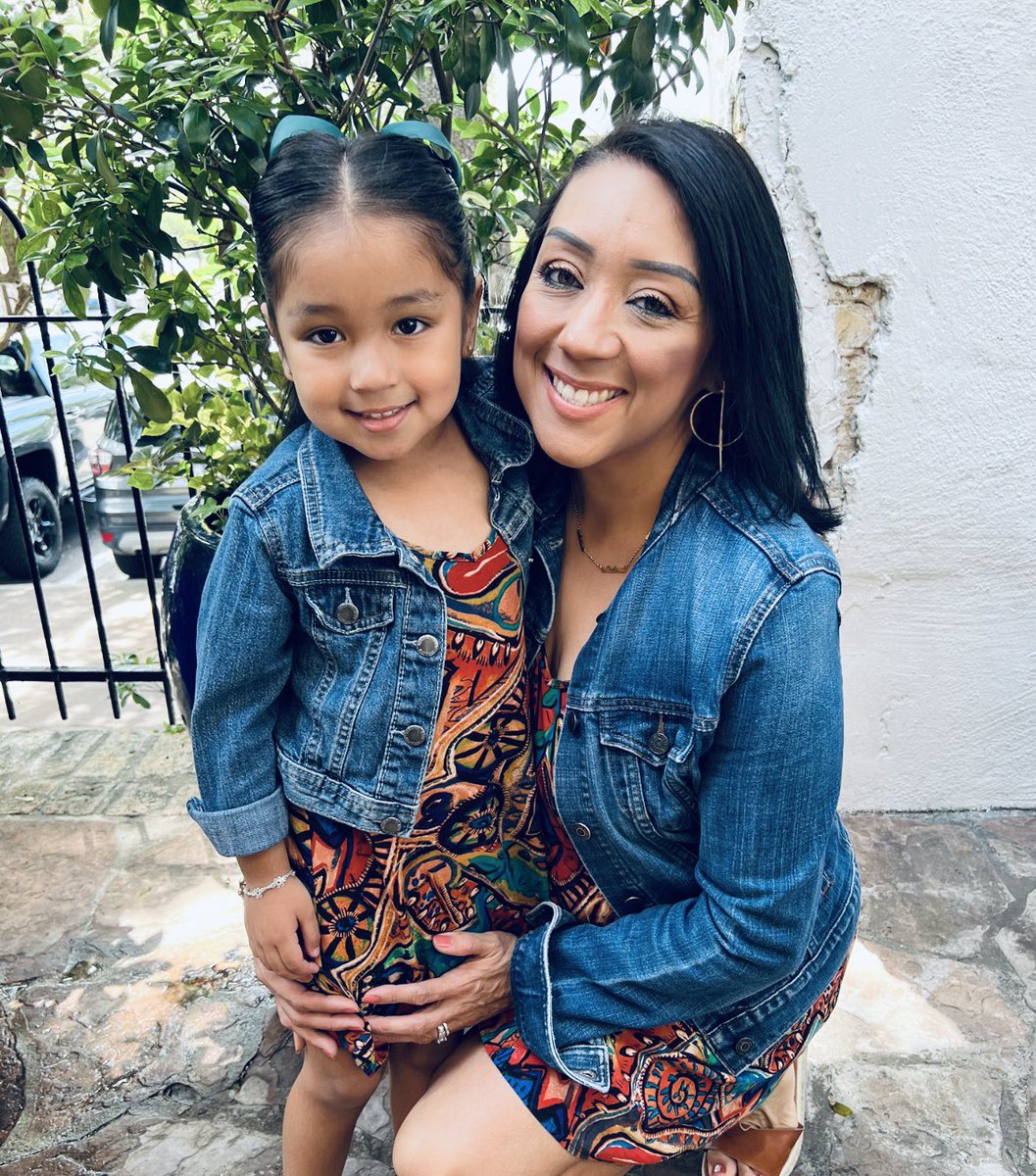 Laura Arcos tweet media