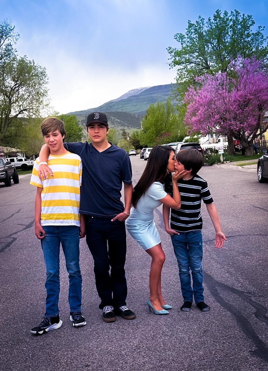 Lauren Boebert tweet media