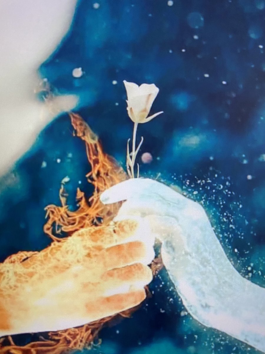 ElysiumFields10's tweet photo. Time to rest and dream of a soulmate .. “ a soulmate, a person who was made of the same stars as you .. “ 

#ReadyForThat 

#AndYou? 

#SundayVibe 

✨⭐️🤍⭐️✨🤍✨⭐️🤍 https://t.co/2gyYIT10JR