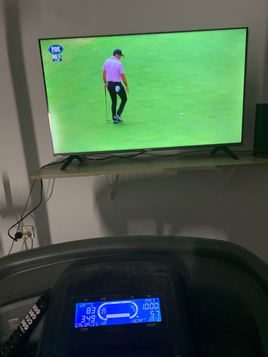 How good, Jason Day is on a tear here. Gonna struggle getting off the treadmill this morning. #Cmonaussie