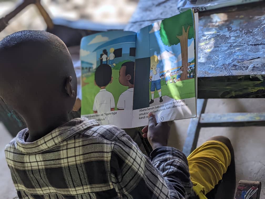AgatiRwanda's tweet photo. We are so excited to share today's adventure 😅.
#agatimobilelibrary #agatilibrary https://t.co/GD8Ax2WcpC