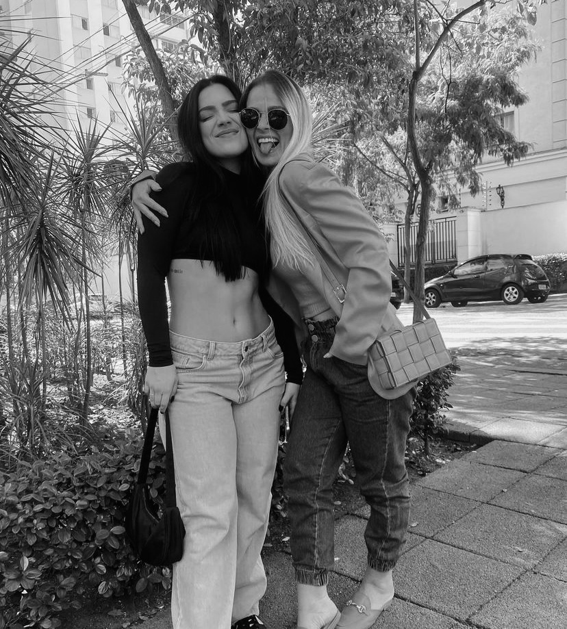 hourlykropf's tweet photo. Happy Mother’s Day 🧡 https://t.co/1debXWp1NQ