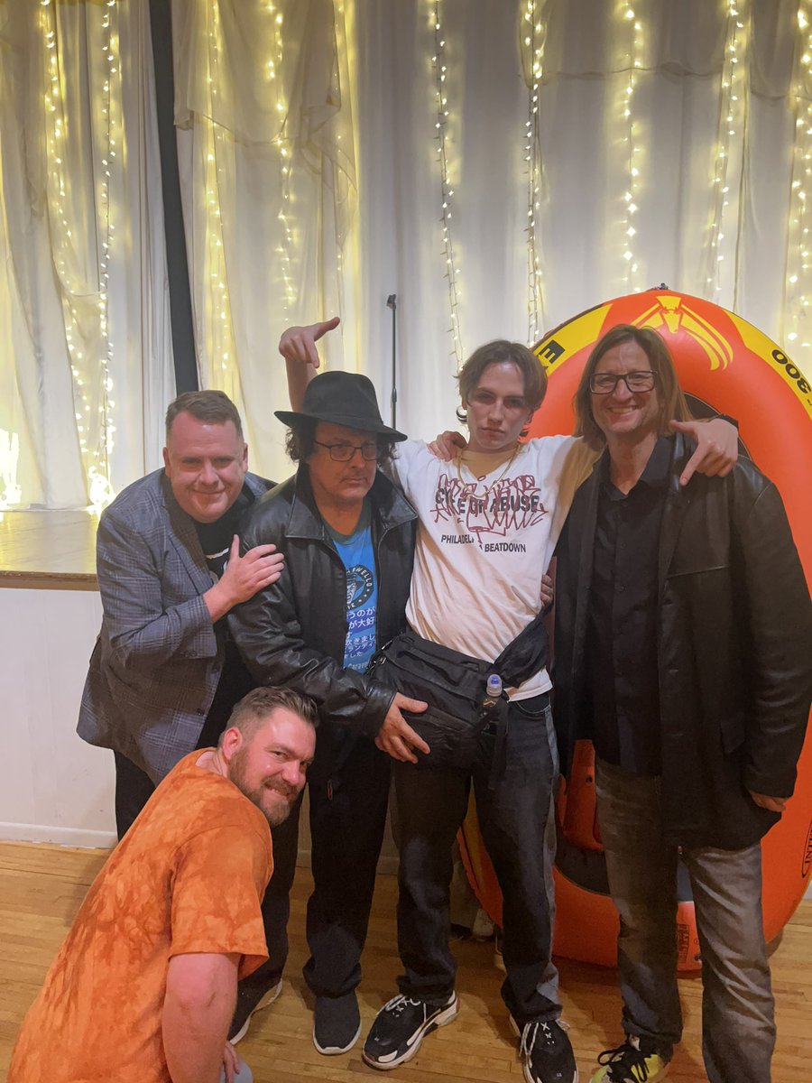 dystopiaboy's tweet photo. @P_C_L_Official THANK YOU PCL AND THANK YOU @perrycaravello FOR LETTING ME WEAR THE FANNY PACK!!! I FEEL SO HONORED. https://t.co/wkvA9Mj9Q9
