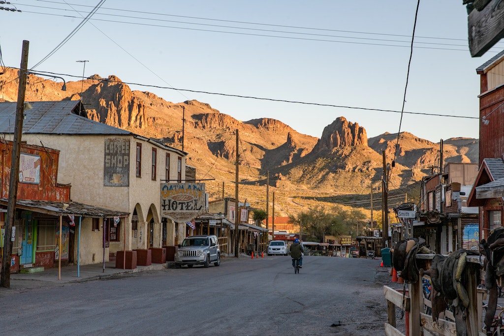 Explore the Southwest like never before by taking this memorable #roadtrip. #lifeisahighway  cpix.me/a/169529023