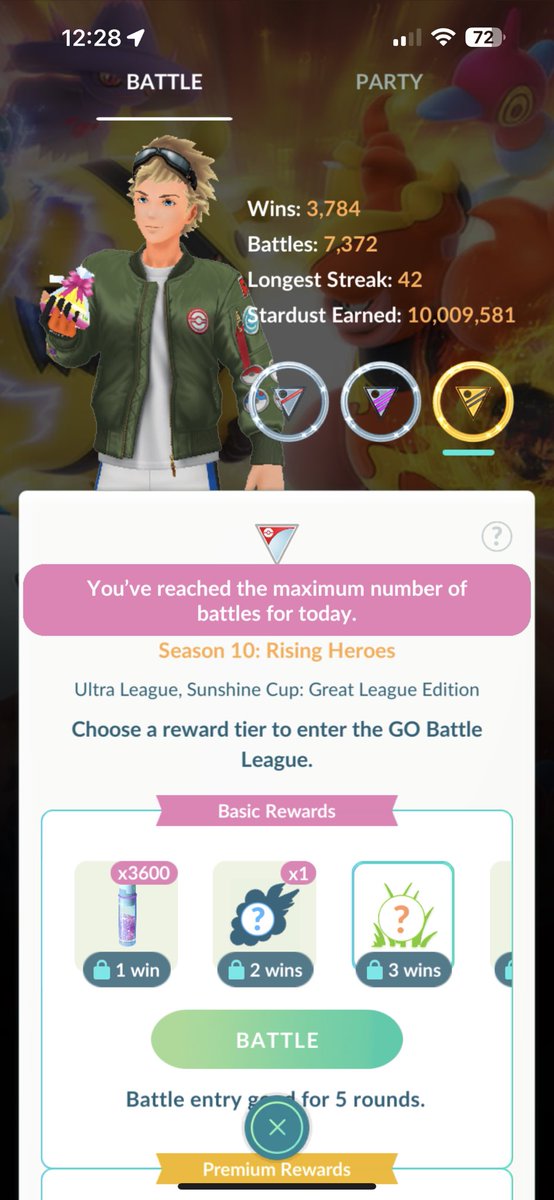 kcmcomics's tweet photo. @PokemonGoApp @NianticHelp please fix your game.  Do 100 battles in 24 hours shouldn’t give an error when I get to 99 that I’ve already maxed out my battles #idiots https://t.co/tC8U6E6ggB