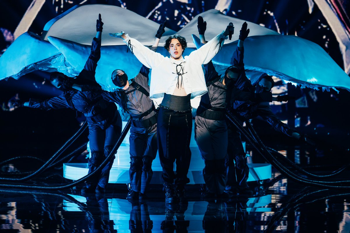 EurovisionTom's tweet photo. Both 🇷🇸 &amp; 🇪🇸 took a huge risk this year 
Risks don't always pay off, but I hope that doesn't stop them persisting. Luke🇷🇸 &amp; Blanca🇪🇸 touched a lot of people

If they continue to be brave with their entries, I think 🇷🇸🇪🇸 will both win Eurovision again within the next 10 years https://t.co/QngLNN0drF