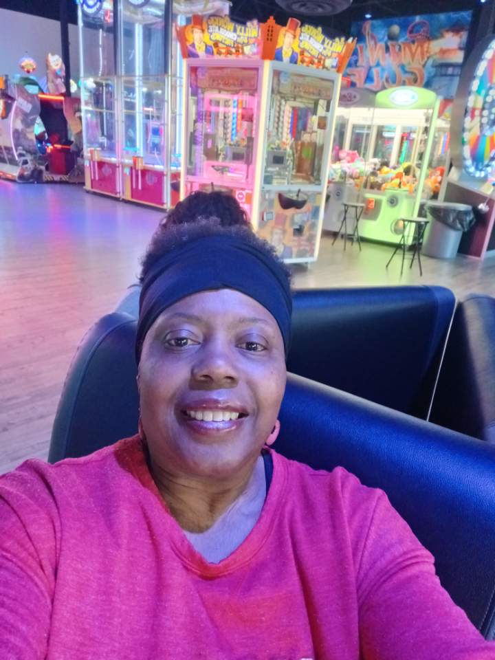 MarjoriesBuzz's tweet image. I suppose that "mental health" &amp;amp; "personal confidence" should fit this topic: The Secret to AVOIDING #GrayHair. - I'm in my 60s &amp;amp; have hardly had any. Typically a few start - then quickly fade. Recently, I realized that just #GREASING my hair &amp;amp; scalp causes them to disappear! 😉