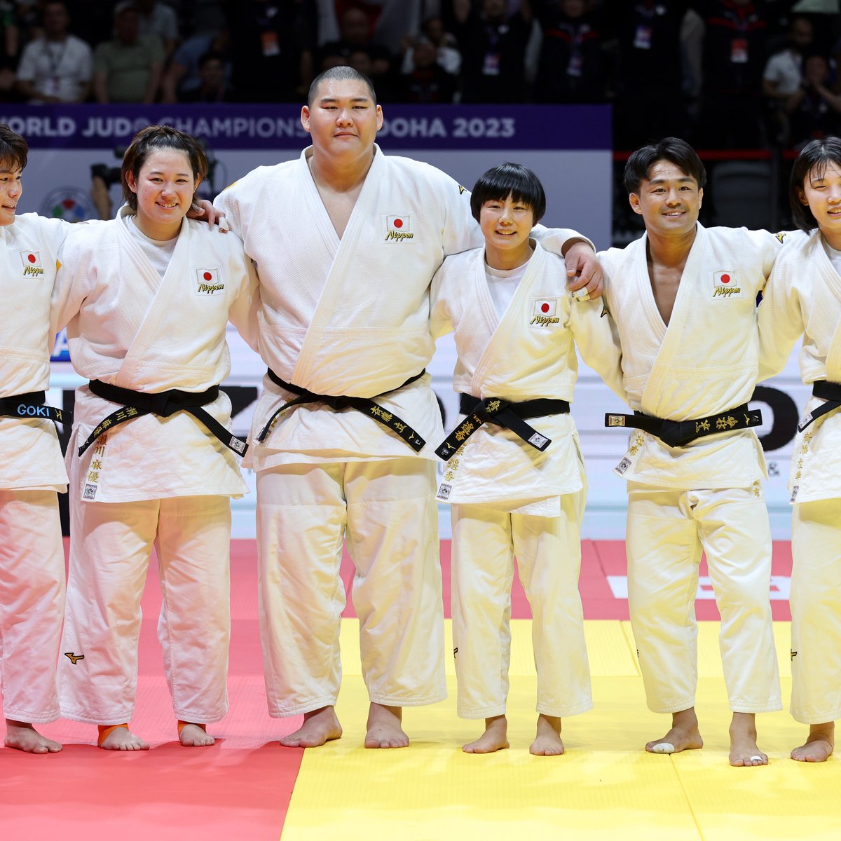 Golden glory, the Japanese way! 🇯🇵 Swipe through their victorious journey at #JudoDoha2023🥇

الميدالية الذهبية من نصيب  اليابانية! 🇯🇵 تعرف اكثر على مشوارهم الناجح في بطولة العالم للجودو!🥇

#JudoWorlds #JudoDoha2023 #Judo