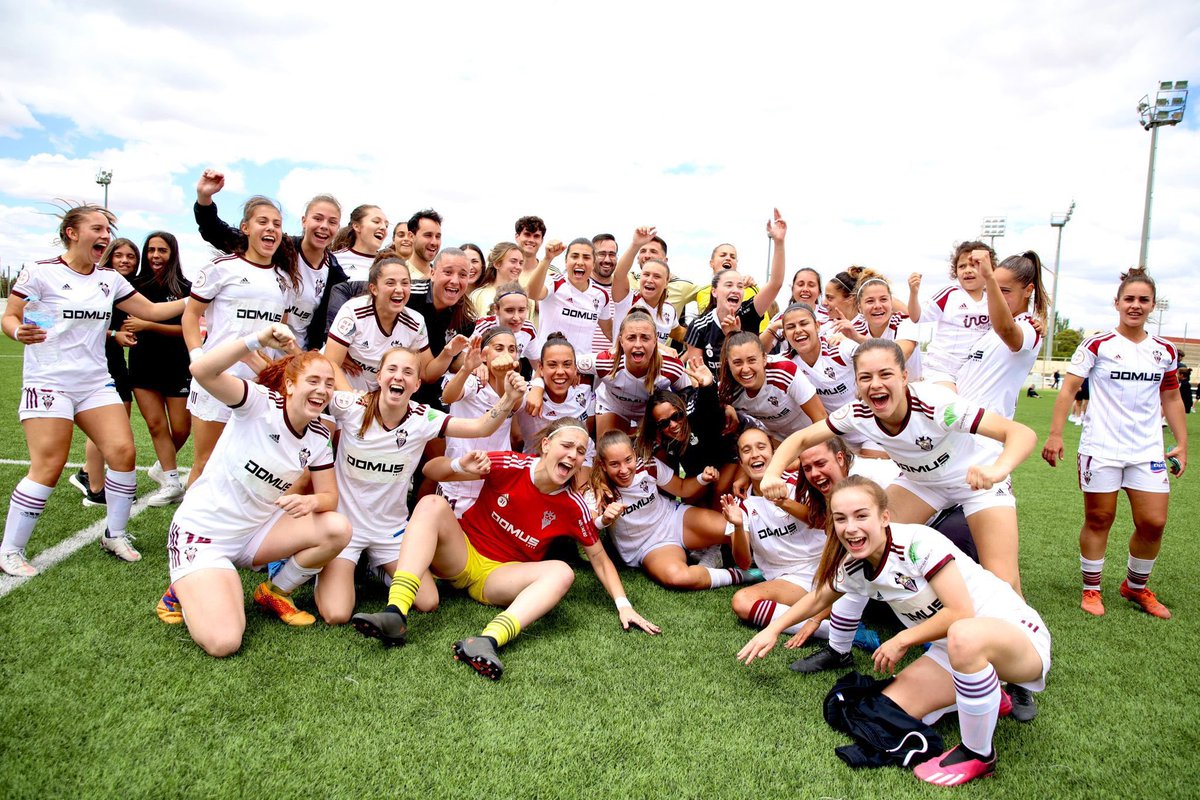 📸 | Con ganas de vivir este momento nos levantamos esta mañana 🤍

Y con el magnífico recuerdo del día de hoy soñaremos esta noche 🥹

¡Vamos, Funda! 🫶🏼