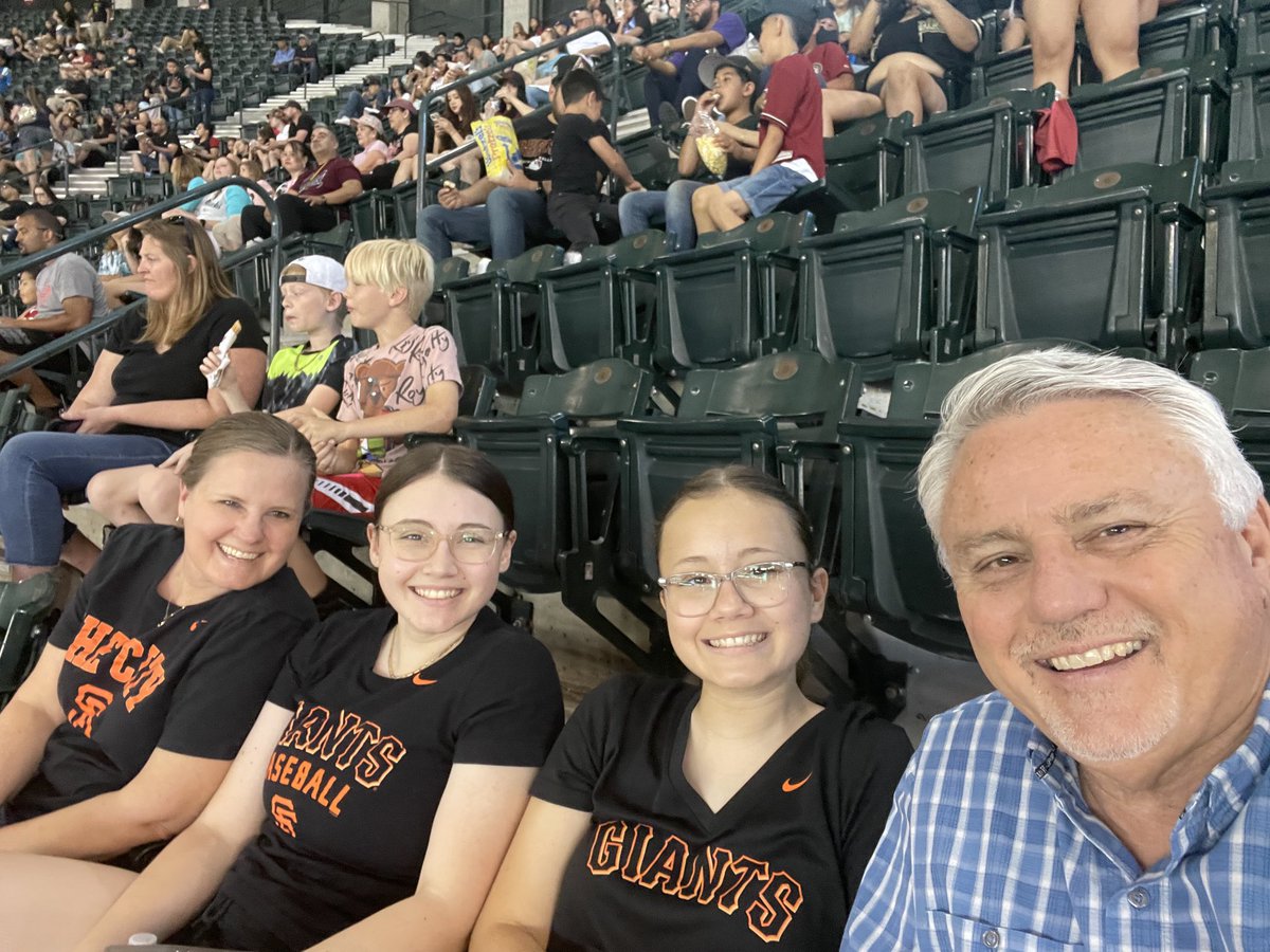 azdeal's tweet photo. Happy Mothers Day! #DBacks https://t.co/nkWr0Cte1C