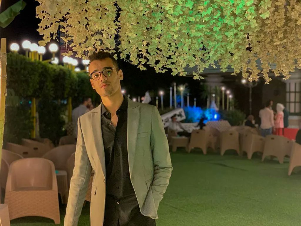 ادخلو فرقعوا البلالين