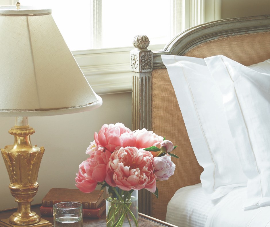 Happy Mother's Day!  We hope your day is spent relaxing, being spoiled and showered with love.  

#calavie #luxurywellness #happymothersday