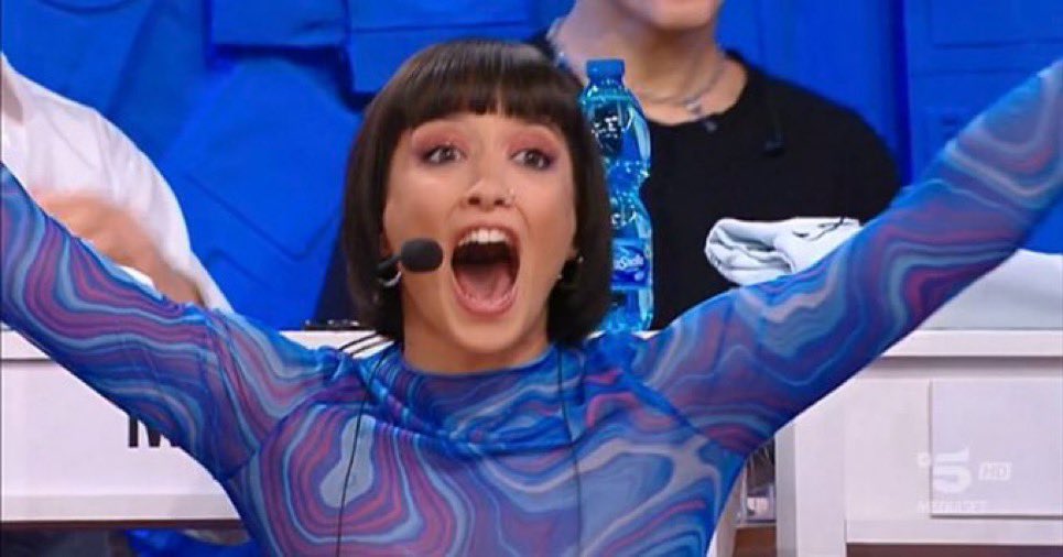 _camilana_'s tweet photo. ANGELINA CHE CANTA WILD THOUGHTS DI RIHANNA MADONNA SANTA VOTATELA CAZZOOOOO  #amici22 https://t.co/sX5eHrorVb