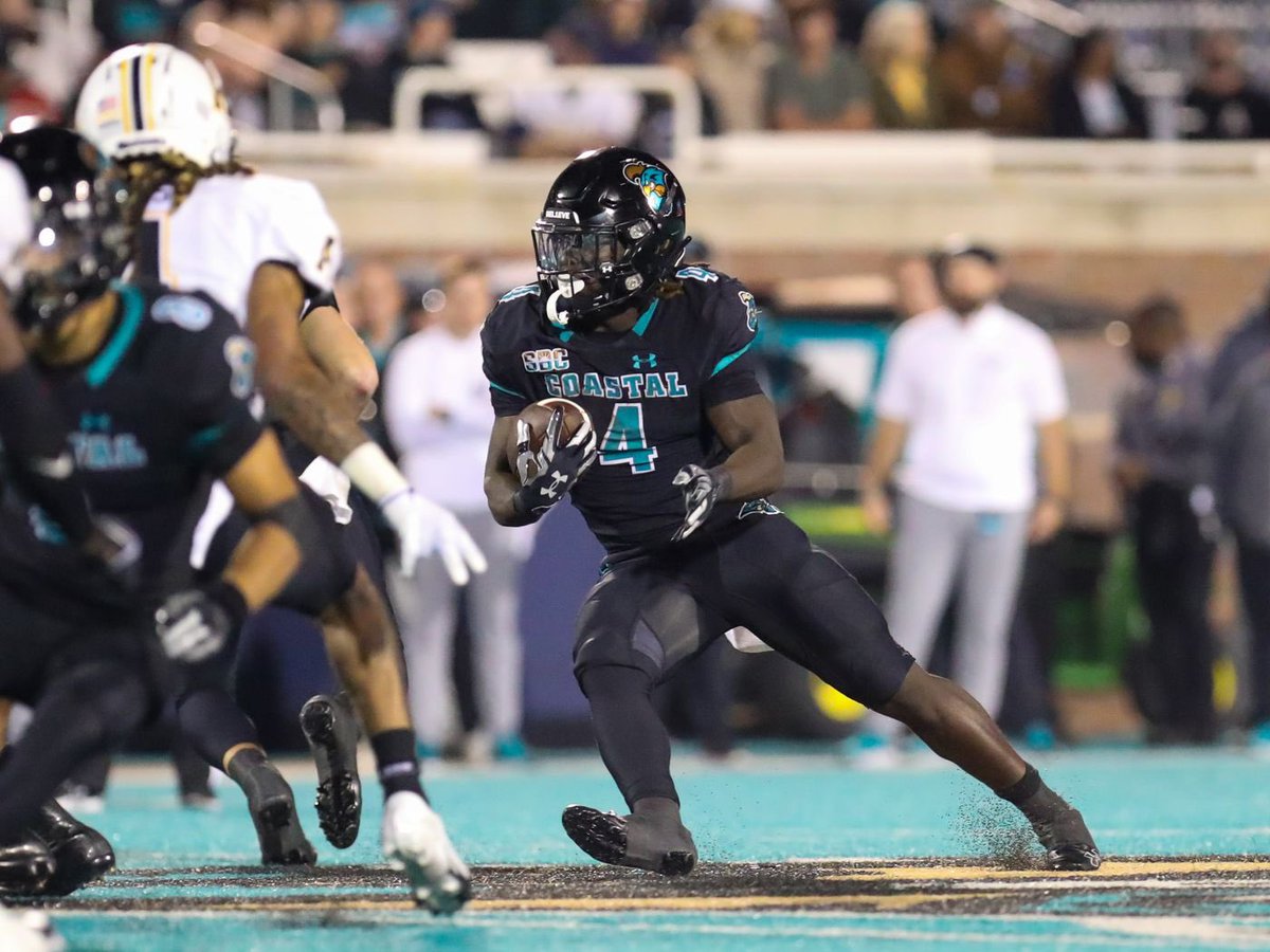 Blessed to receive an offer from the University Of Coastal Carolina! <a href="/HHSFootball7/">Hillsborough High School Football</a> <a href="/xdye21/">Xavier Dye</a> @MohrRecruiting
