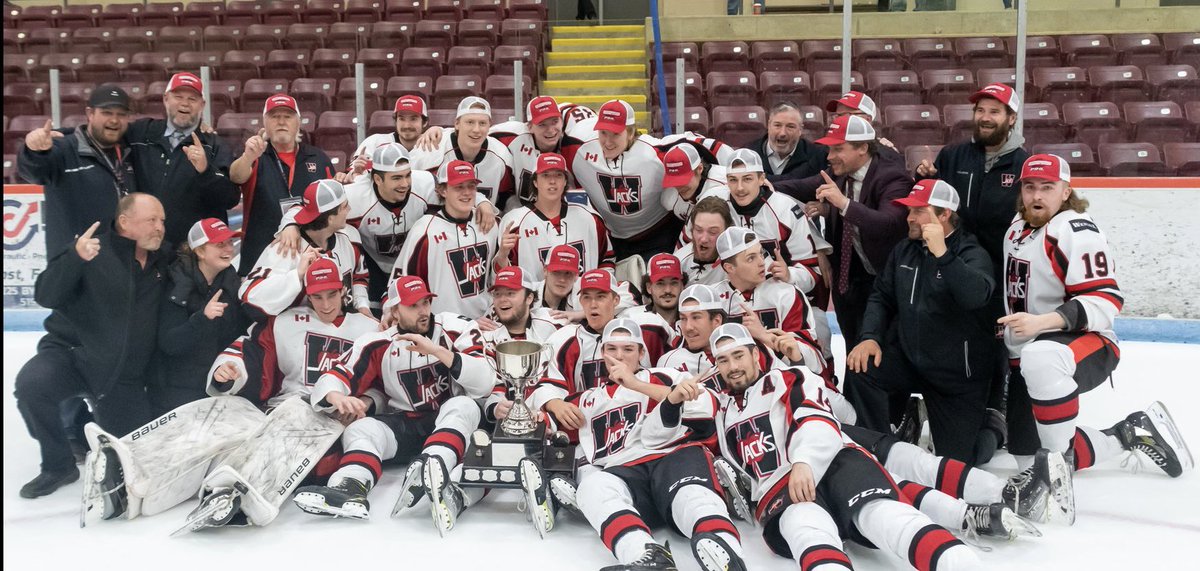 Wellesley Applejacks tweet media