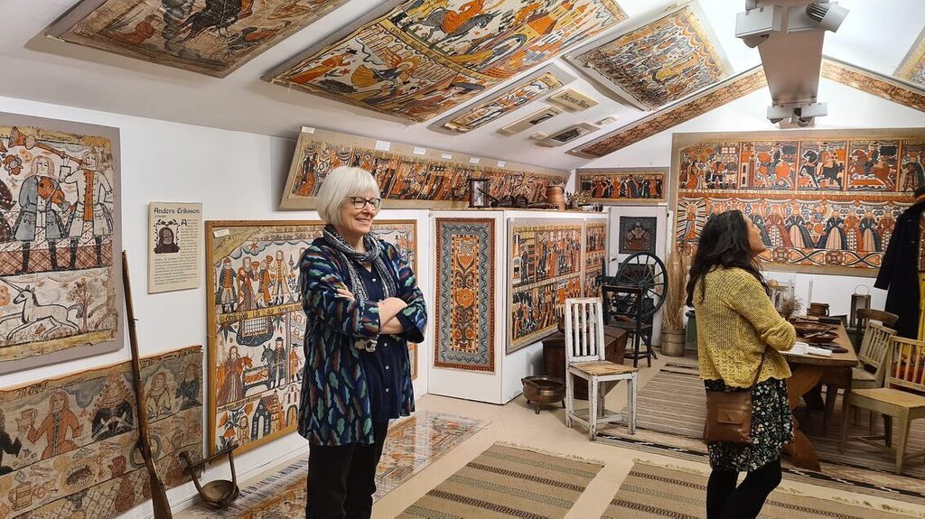 Getting ready to participate in the important #bonads #symposium tomorrow- looking at the future of this unique #folkart in its home place at @bonadsmuseumunnaryd 
With fellow bonad painters @pieperbloomquist and <a href="/lenouvel/">Lenouvel Observateur</a> with @juliakabellart @sorenkabell 
.
.
.
#sweden #un…