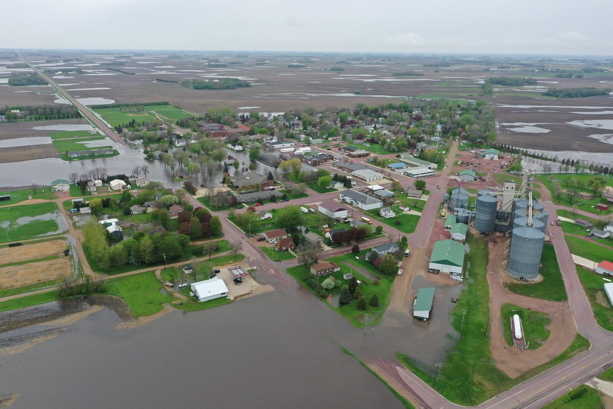 Brandon Streich on Twitter "RT FarmerForearms Comfrey, MN Flood. 7