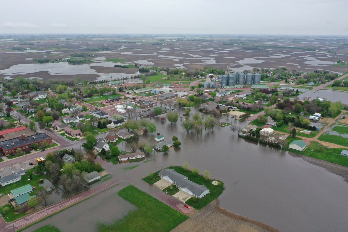Brandon Streich on Twitter "RT FarmerForearms Comfrey, MN Flood. 7
