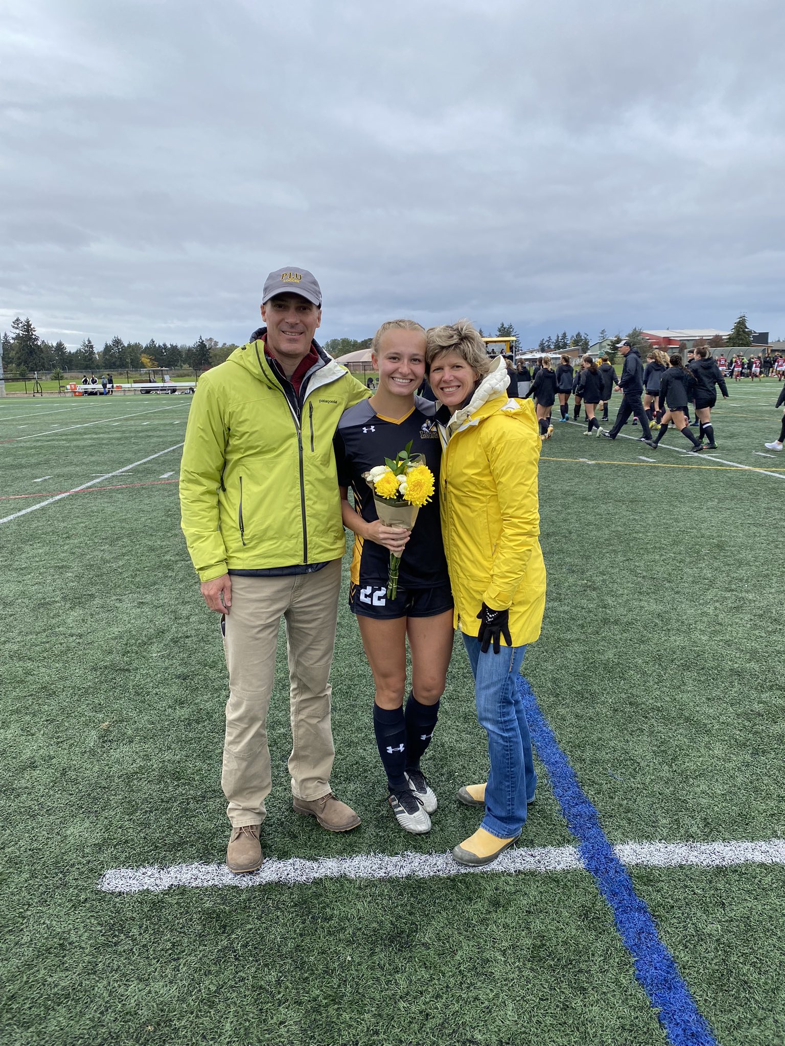 PLU Women's Soccer on Twitter "Happy 😃 Happy Mother’s Day to all our PLU WSOC mom’s past and