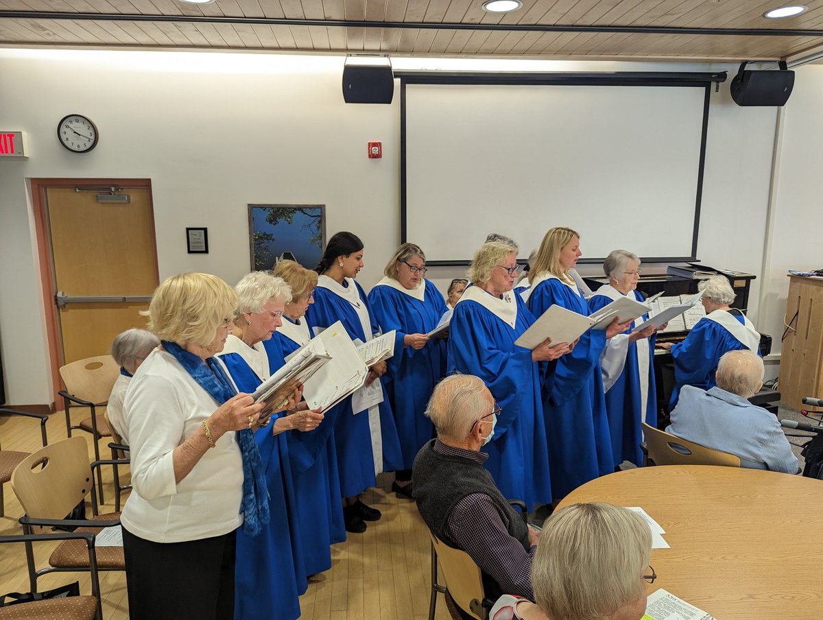 NehaTSingh's tweet image. Today was my &quot;big debut&quot; as a &quot;Luther Bell&quot; with these amazing #Finnish ladies including me (a terrible singer) in their #choir group. I find singing with this wonderful choir gives me an excellent sense of #belonging  and makes for an excellent #stressmanagement routine