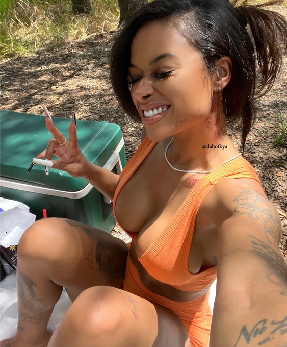 Happy Mother&rsquo;s Day 🧡 https://t.co/DGP8r8H881<a href="/tag/wagonwednesday"class="tags"><span>#wagonwednesday</span></a>