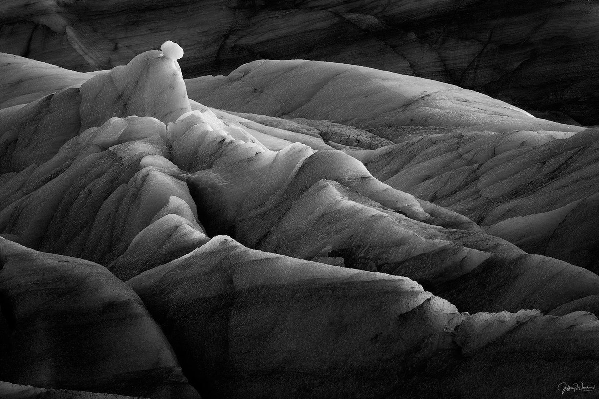jwoodardphoto's tweet photo. #iceland #icelandtravel #icelandphotography #sonyalpha #icelandglacier #beautifuldestinations #landscape #landscapephotography #iceberg #naturephotography #beautifuldestinations #ice #landscape_lovers #landscape_capture #blackandwhitephotography #blackandwhite #outdoors #glacier https://t.co/IDrQTzs5YY