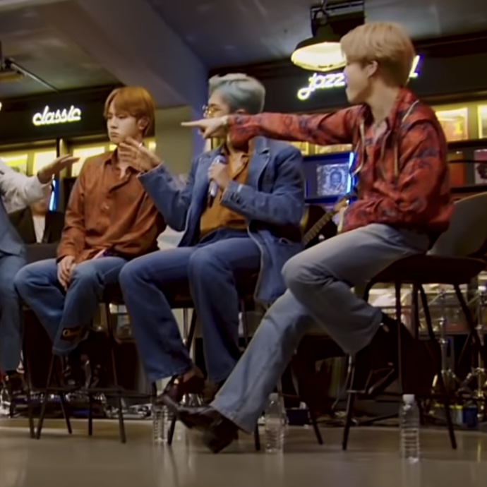 (bi)hourly namjinmin (@hourlynamjinmin) on Twitter photo 