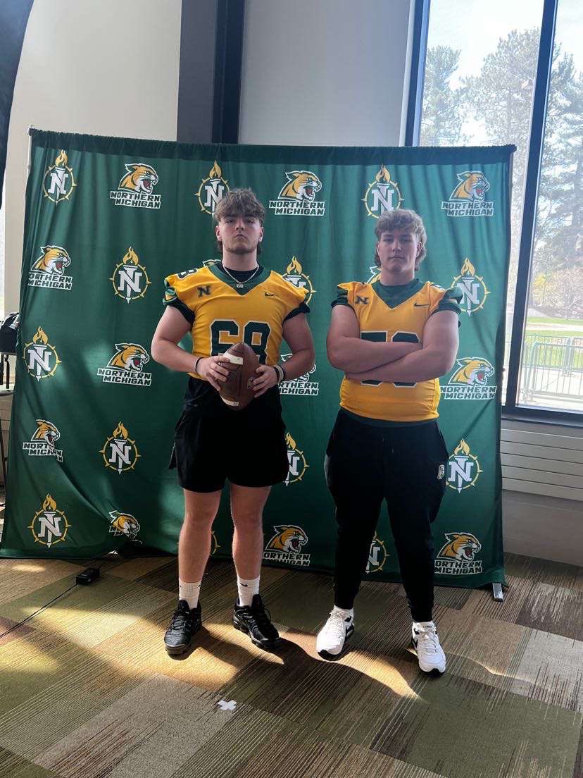 Had a great time at <a href="/NMU_Football/">NMU Football</a> thank you for the invite <a href="/CoachDuFrane/">Mike DuFrane</a>. Im excited to come to camp this summer! <a href="/CoachKubes/">Mike Kubes</a> @drewmorris02 @Austin__Burlage <a href="/PrepRedzoneWI/">Prep Redzone Wisconsin</a> <a href="/MJ_NFLDraft/">Mark Johnson</a> <a href="/HustlinHawksFB/">Greenfield Hustlin’ Hawk Football</a>