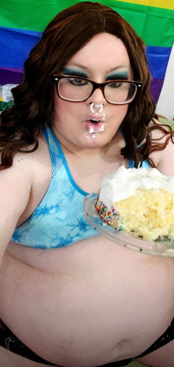 Burping Girl Andrea tweet media