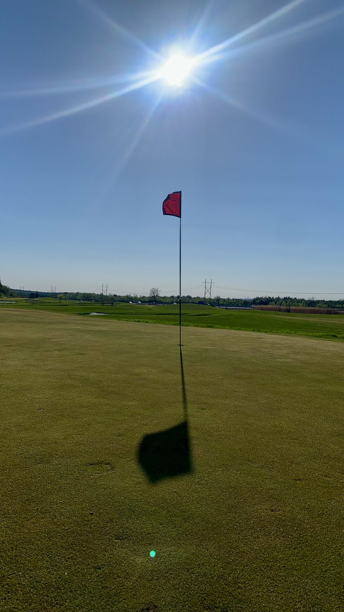 After a full day of #MothersDay family activities it was time for a short game of #golf ⛳️ with my brother <a href="/Marc_Theriault/">Marc Theriault</a> at <a href="/whitesandsgolf/">White Sands Golf</a> in #MyOttawa #Orleans