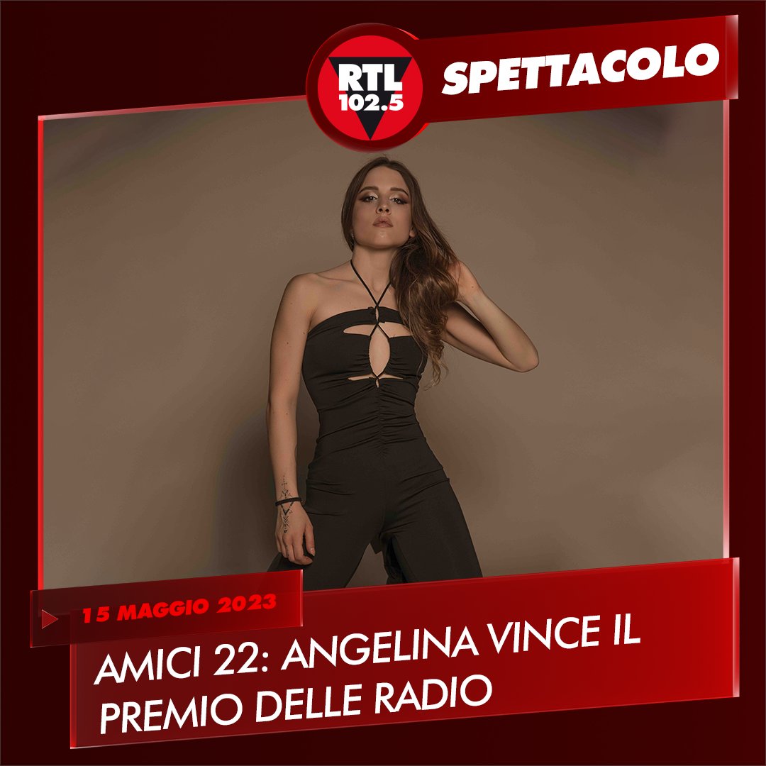 rtl1025's tweet photo. 🎶 #Angelina vince il premio delle radio, consegnato in studio dalla nostra @federicagentile!  #Amici22 @AmiciUfficiale https://t.co/sL9wDdTskz