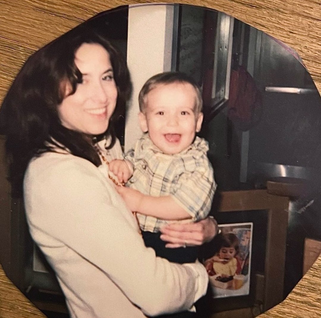 dianarc_rc15's tweet photo. Adoramos a la señora Lauren🤍 . #aidangallagher @AidanRGallagher https://t.co/rN74YXu0DR