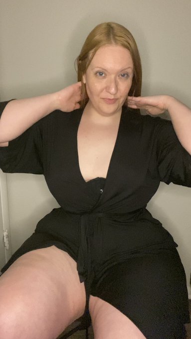 Pull up late just to ride that face 🚗  He wanna be down, he respect my chase👌🏼  https://t.co/s4gUaLYLRs<a href="/tag/pov"class="tags"><span>#pov</span></a><a href="/tag/sellingcontent"class="tags"><span>#sellingcontent</span></a>