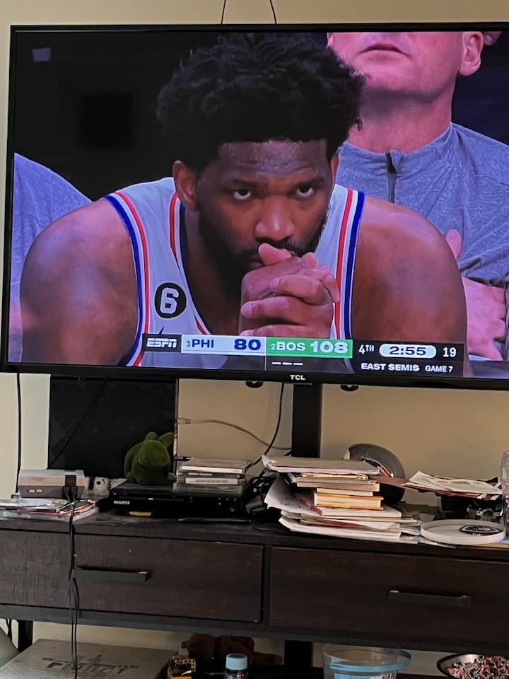 Sara Foss tweet media