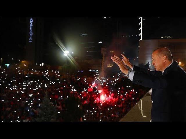 asktuss's tweet photo. ADAM KAZANDI 
10 değil 20 parti birleşseniz 
Y I K A M A Y A C A K S I N I Z
#RecepTayyipErdogan 
Reis #bitti demeden bitmez nokta. https://t.co/0WvaM9qRi0