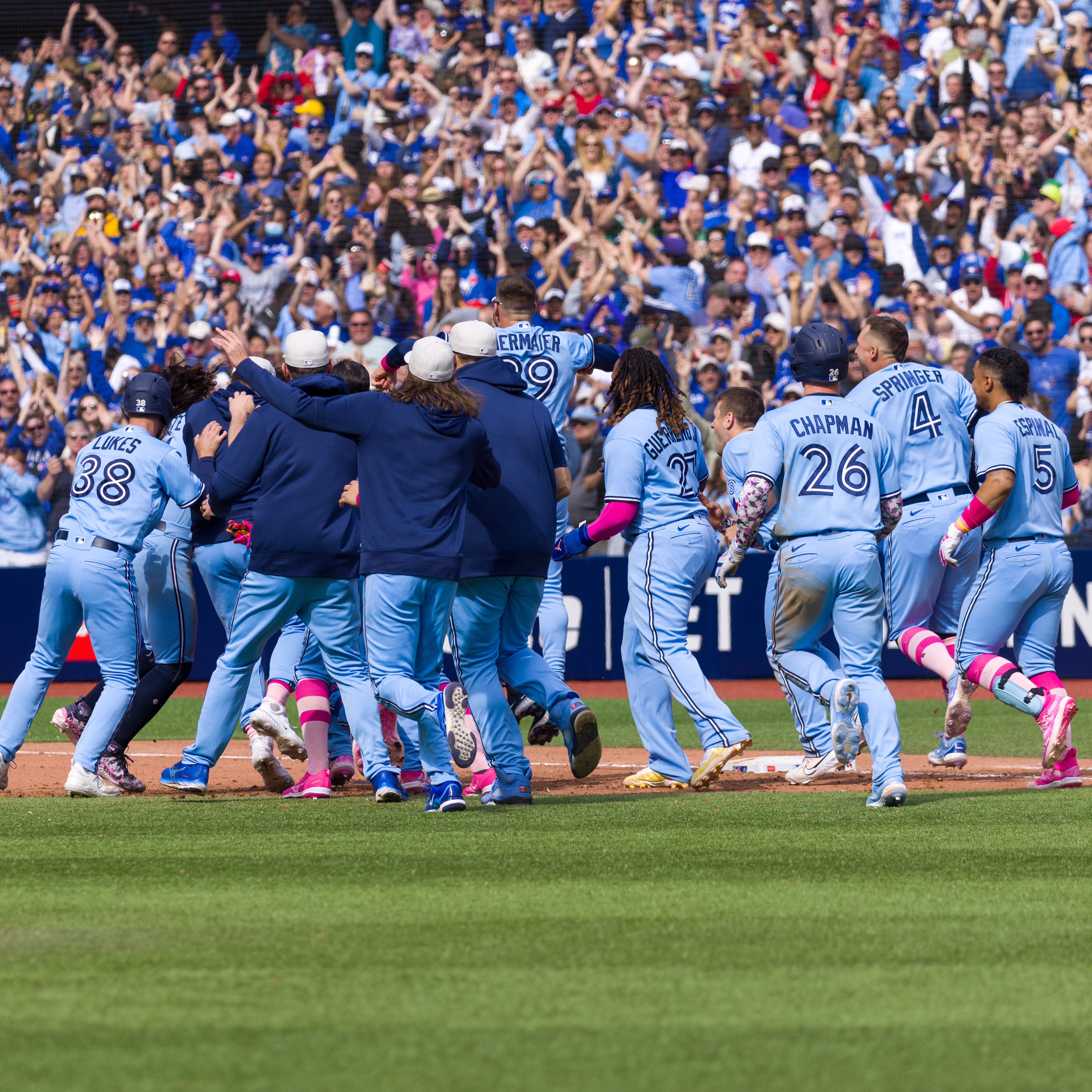 Blue Jays Walk-off Win Is Much Needed