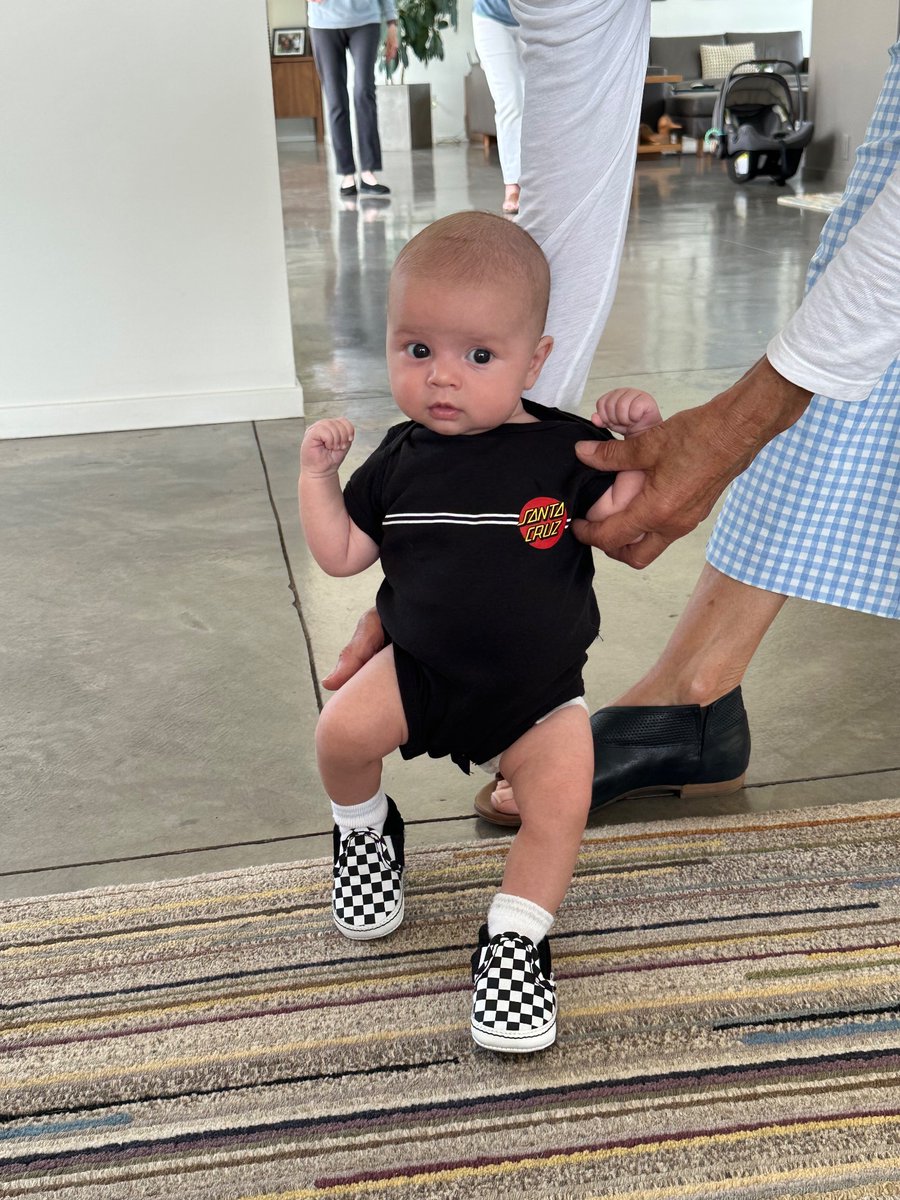 AdmiralNick22's tweet image. My nephew Chase, repping Vans &amp;amp; Santa Cruz 😎

#localstyle

#UncleNick22