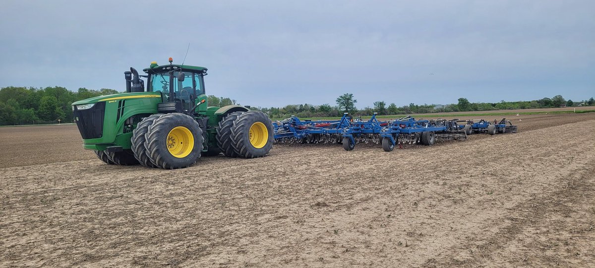 blaramie4955's tweet photo. #JD9410R #Penta 🌽🌱 Amherstburg, ON 🇨🇦🇨🇦 https://t.co/kjwgteGmXN